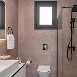 Luxury Amani Retreat *