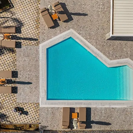 Luxury Amani Retreat