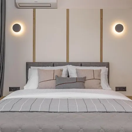 Luxury Amani Retreat