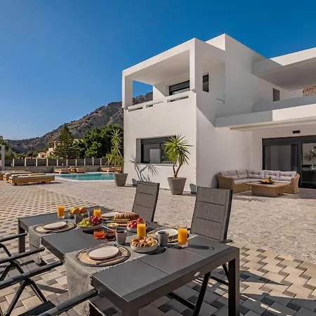 Luxury Amani Retreat *
