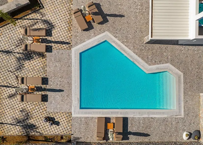 Luxury Amani Retreat