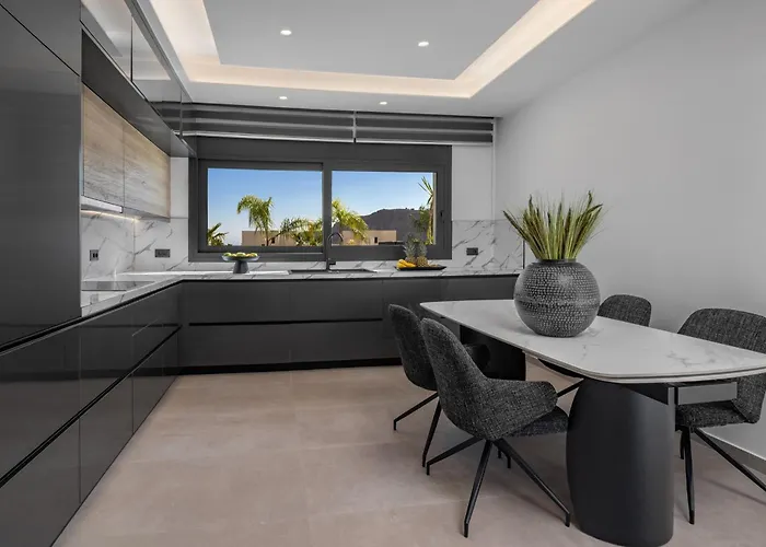 Luxury Amani Retreat